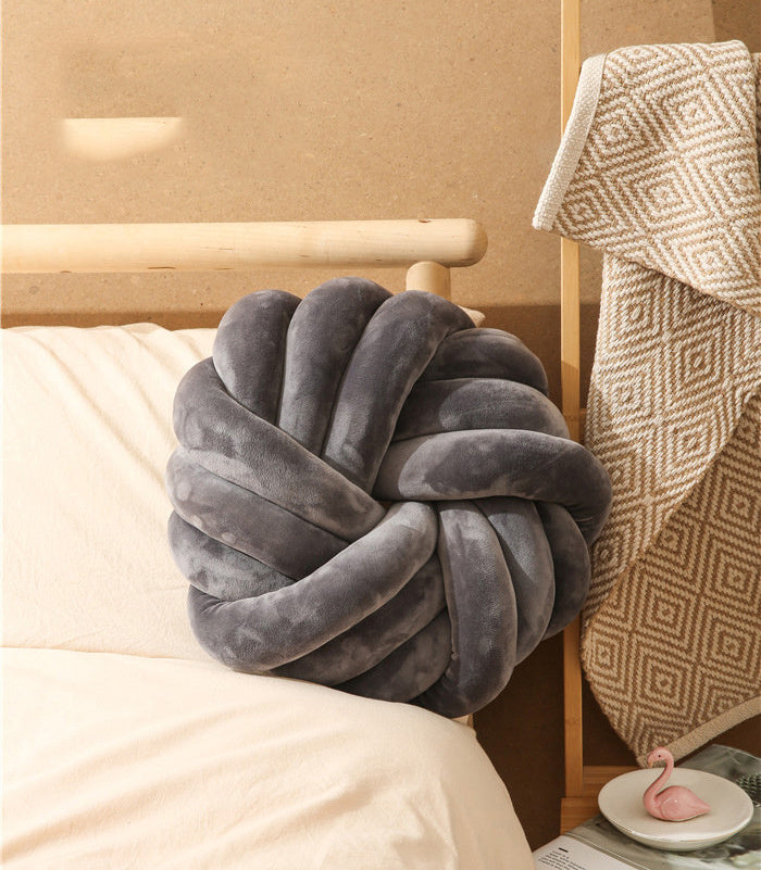 Nordic Decorative Knot Pillow
